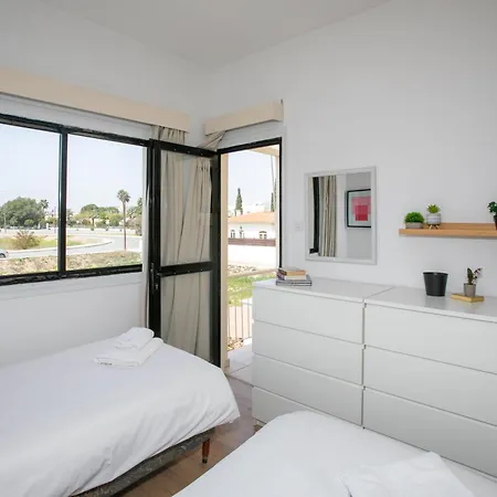 Palmove Near Yiannades Holiday home
